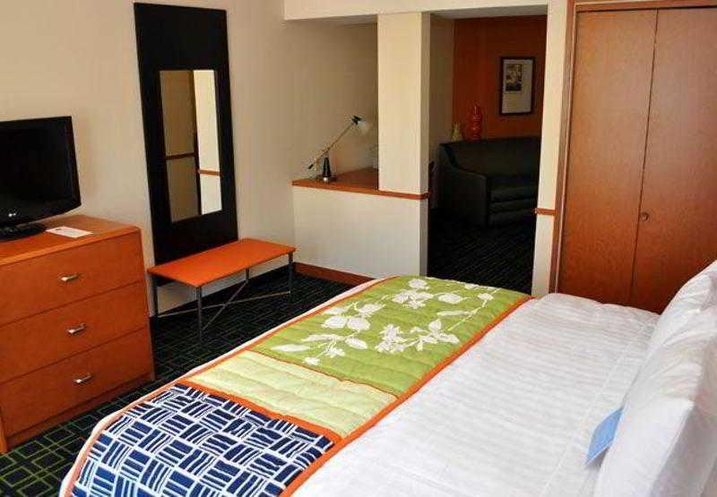 Fairfield Inn & Suites Seattle Bremerton Esterno foto
